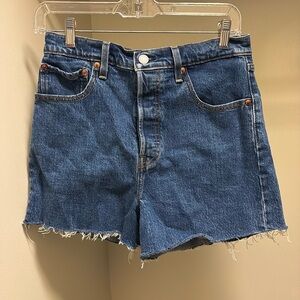 Levis Ribcage Women’s Shorts 28W